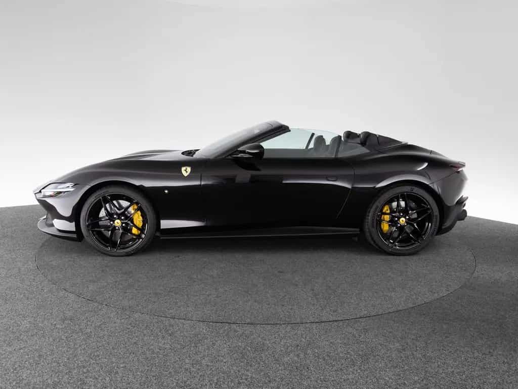 Ferrari Roma Spider FERRARI SINGEN 05/2025-photo-1