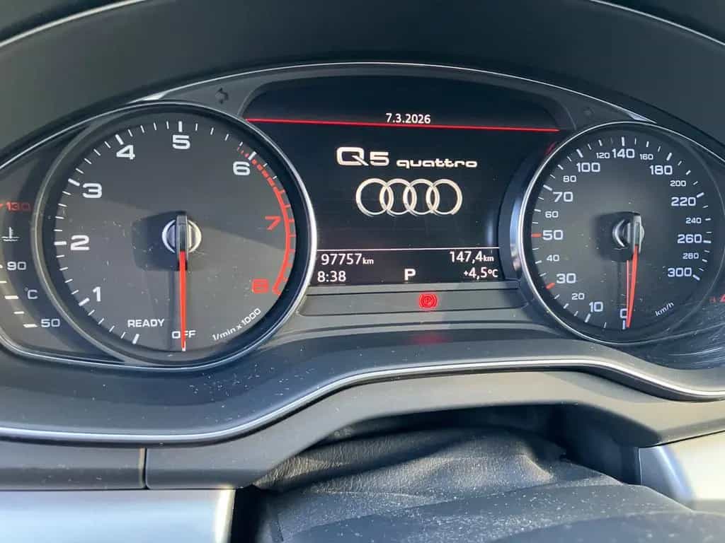 Audi Q5 quattro 08/2017-photo-15