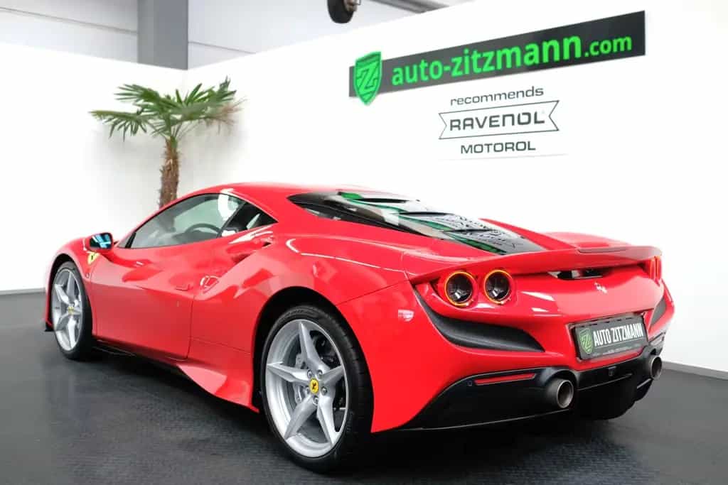 Ferrari F8 Tributo/LIFT/CAMERA/PDC/FULL ELECTRIC SEATS 03/2021-photo-1