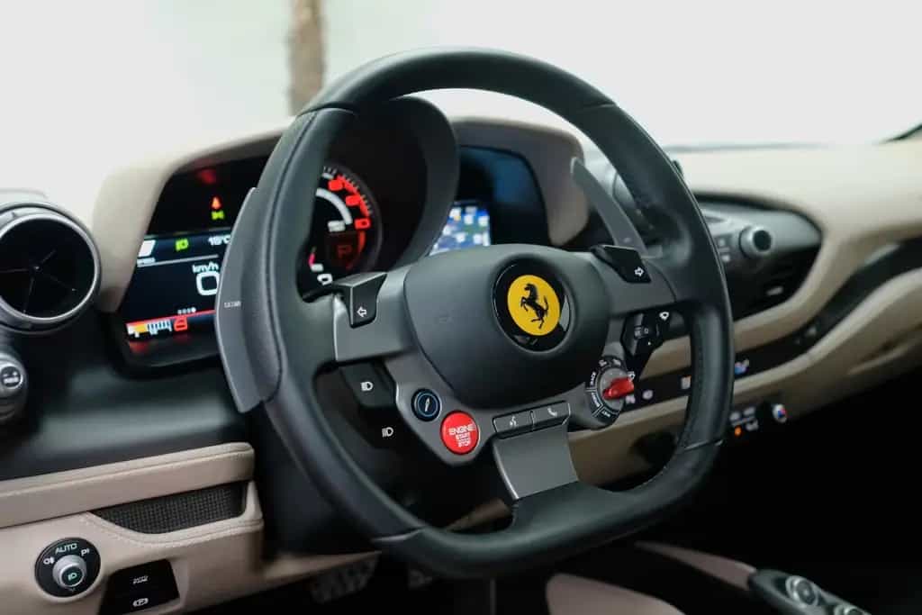 Ferrari F8 Tributo/LIFT/CAMERA/PDC/FULL ELECTRIC SEATS 03/2021-photo-14
