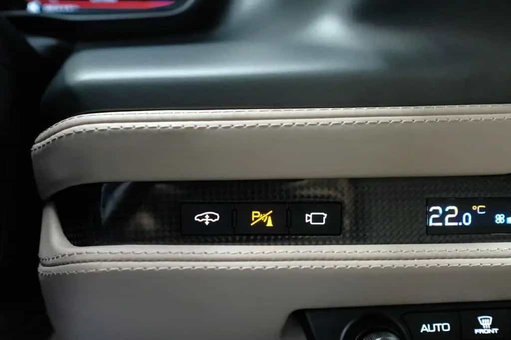 Ferrari F8 Tributo/LIFT/CAMERA/PDC/FULL ELECTRIC SEATS 03/2021-photo-20