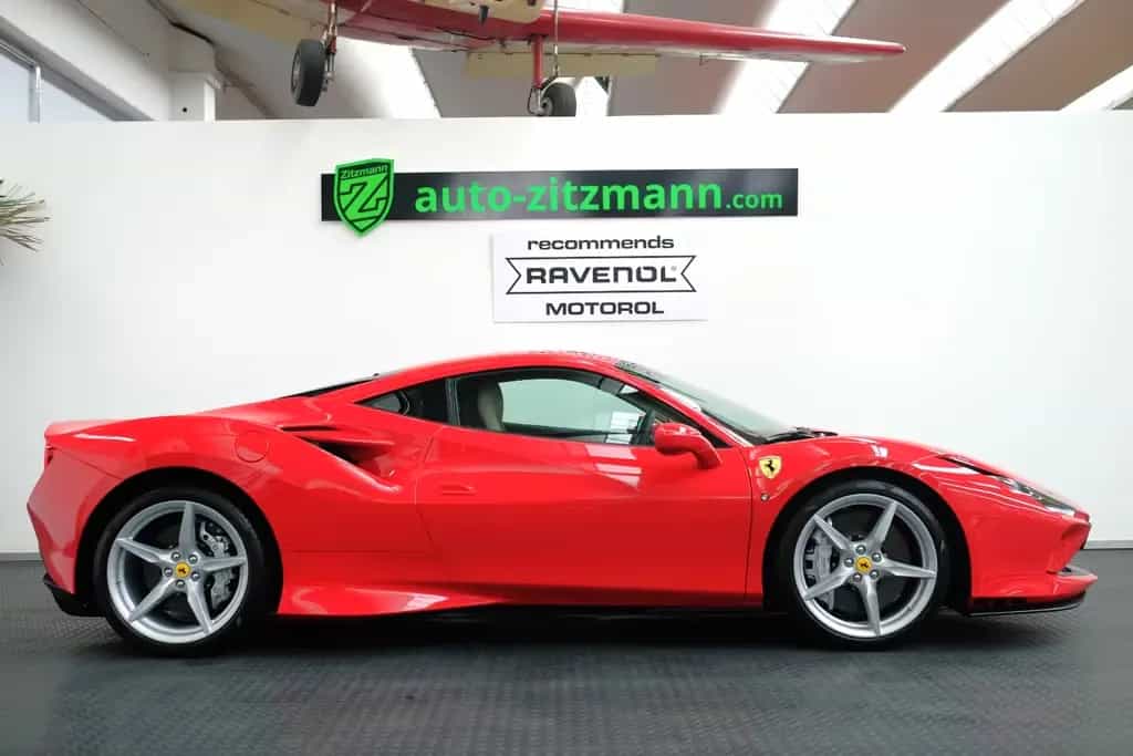 Ferrari F8 Tributo/LIFT/CAMERA/PDC/FULL ELECTRIC SEATS 03/2021-photo-4