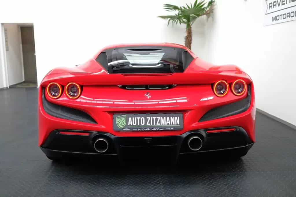 Ferrari F8 Tributo/LIFT/CAMERA/PDC/FULL ELECTRIC SEATS 03/2021-photo-6