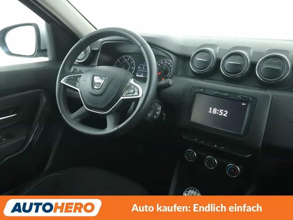 Dacia Duster 1.6 SCe Comfort*NAVI*CAM*TEMPO*ALU*KLIMA* 08/2019-photo-12