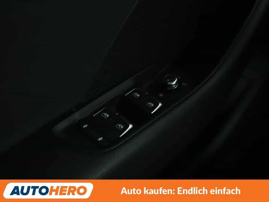 Audi A3 Limousine 1.5 TFSI ACT Sport*NAVI*TEMPO*PDC* 05/2018-photo-26