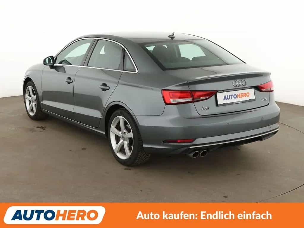 Audi A3 Limousine 1.5 TFSI ACT Sport*NAVI*TEMPO*PDC* 05/2018-photo-3