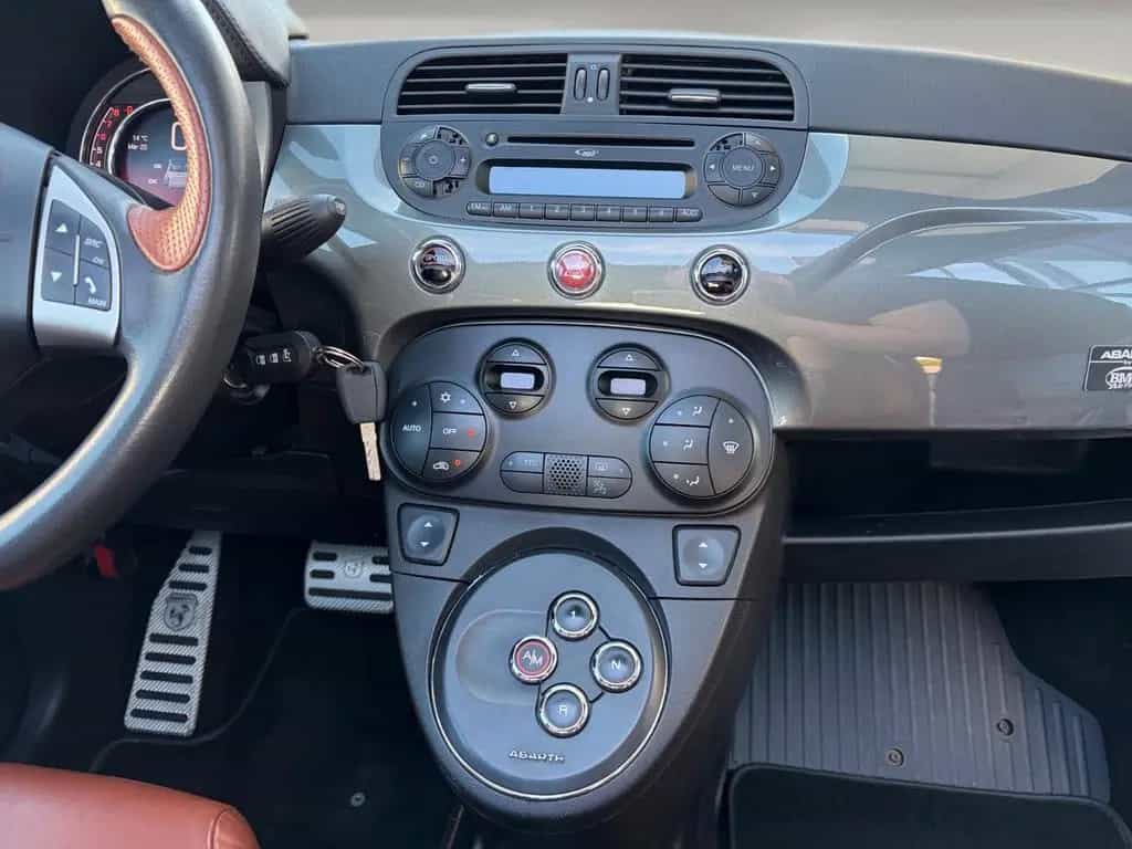 Abarth 595 Turismo Cabrio 10/2015-photo-17