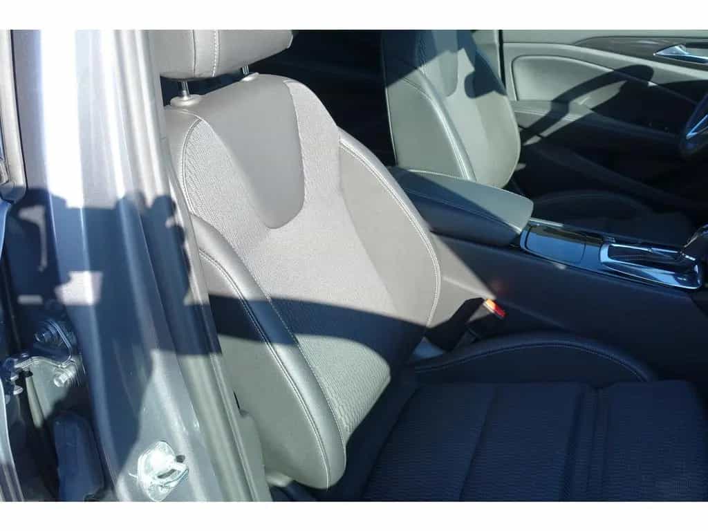 Opel Insignia Elegance Navi PDC Kamera Memory LED eGH 03/2021-photo-27