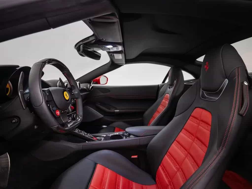 Ferrari Portofino 06/2020-photo-24