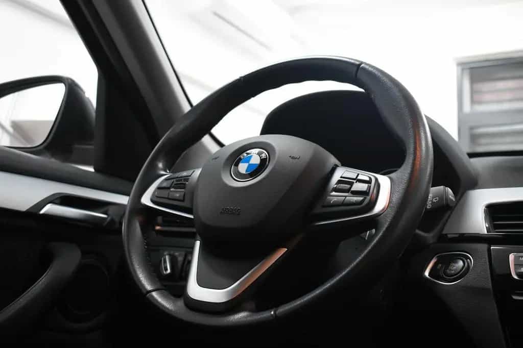 BMW X1 Bmw X1 xDrive18d Advantage 01/2021-photo-10