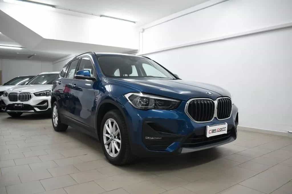 BMW X1 Bmw X1 xDrive18d Advantage 01/2021-photo-3