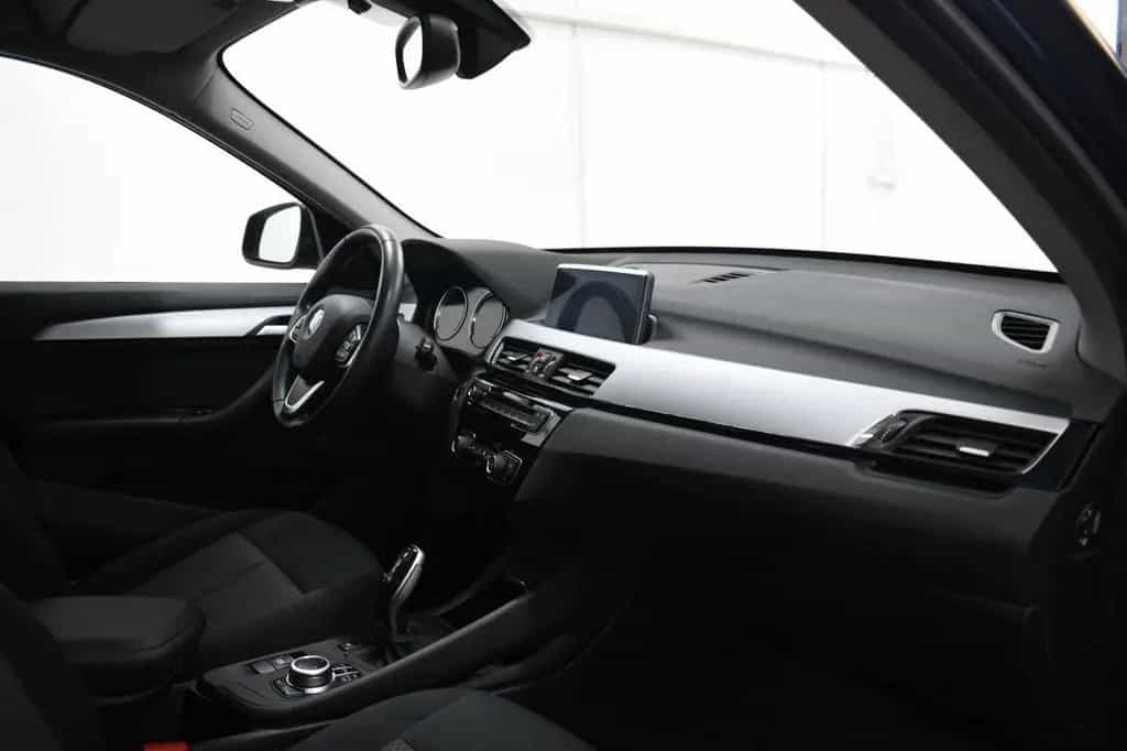 BMW X1 Bmw X1 xDrive18d Advantage 01/2021-photo-5