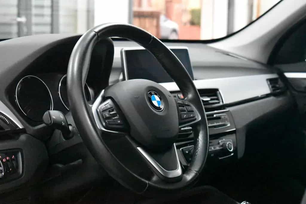 BMW X1 Bmw X1 xDrive18d Advantage 01/2021-photo-6