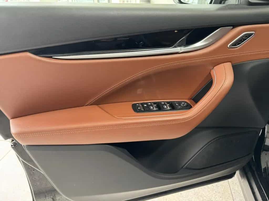 Maserati Levante Diesel 06/2018-photo-19