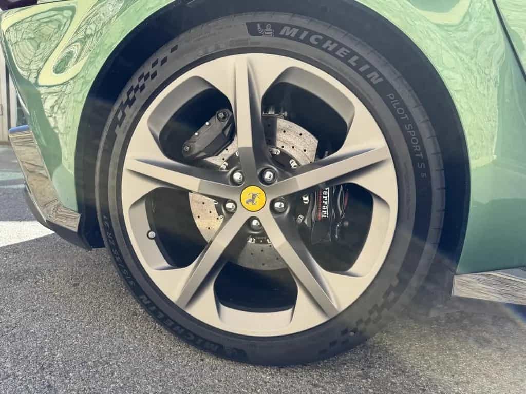 Ferrari 12Cilindri 05/2025-photo-12