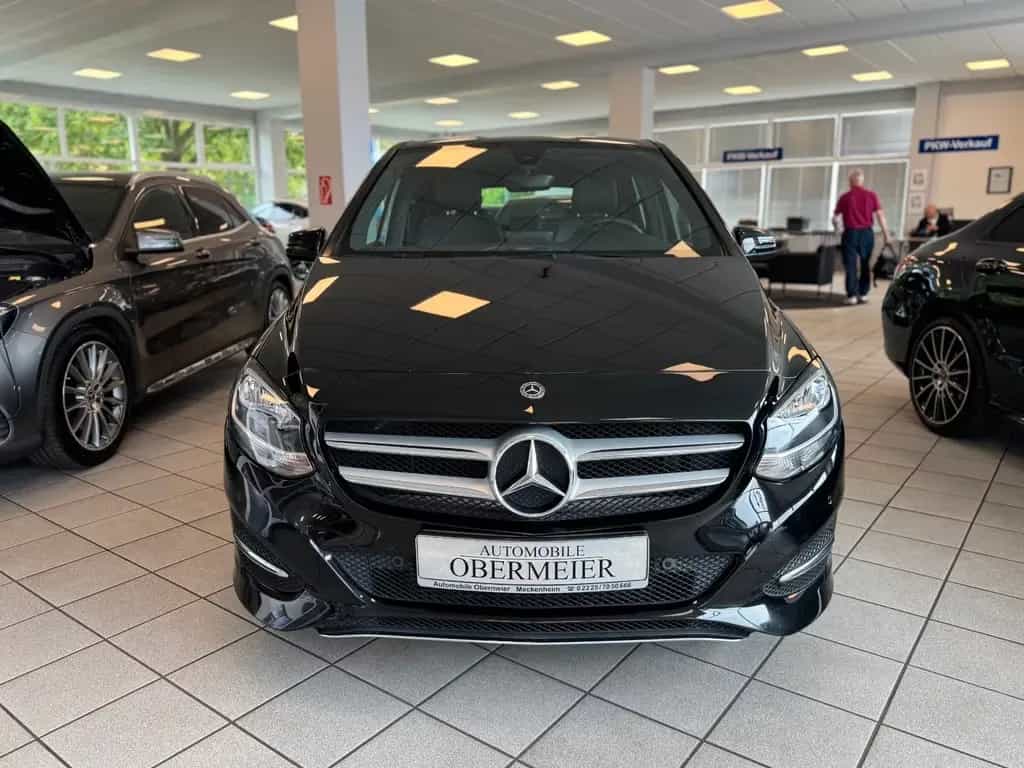 Mercedes-Benz B 180 Urban/Prog. PTS SHZ Navi Klima 03/2018-photo-1