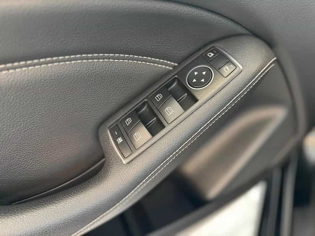 Mercedes-Benz B 180 Urban/Prog. PTS SHZ Navi Klima 03/2018-photo-11