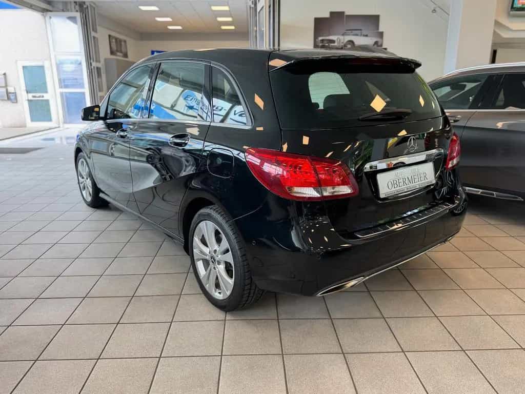 Mercedes-Benz B 180 Urban/Prog. PTS SHZ Navi Klima 03/2018-photo-3