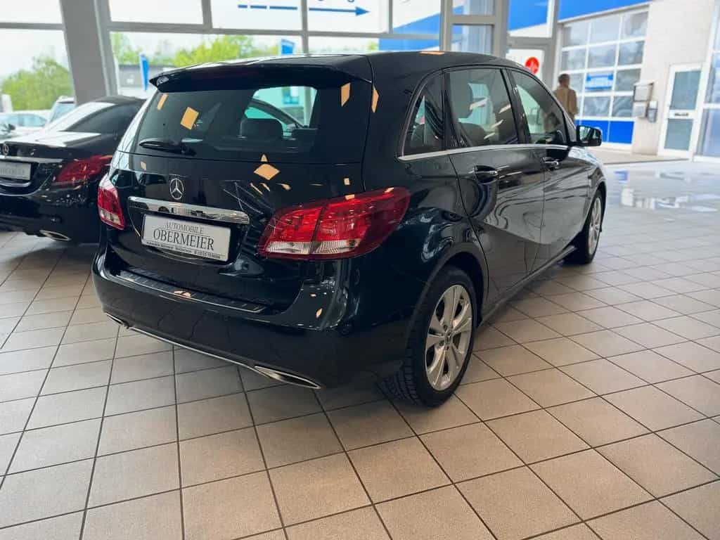 Mercedes-Benz B 180 Urban/Prog. PTS SHZ Navi Klima 03/2018-photo-6