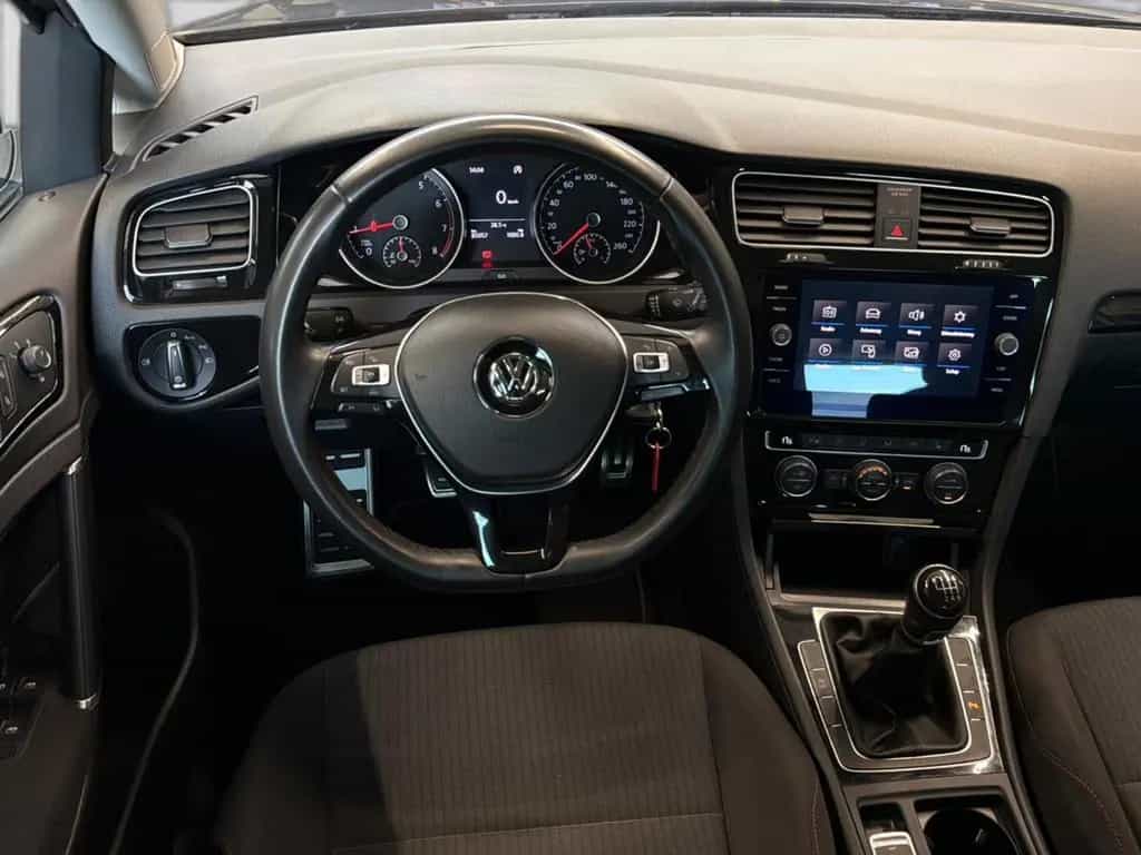 Volkswagen Golf VII Lim. Sound 11/2017-photo-18