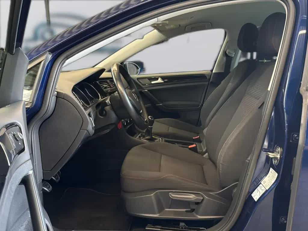 Volkswagen Golf VII Lim. Sound 11/2017-photo-9