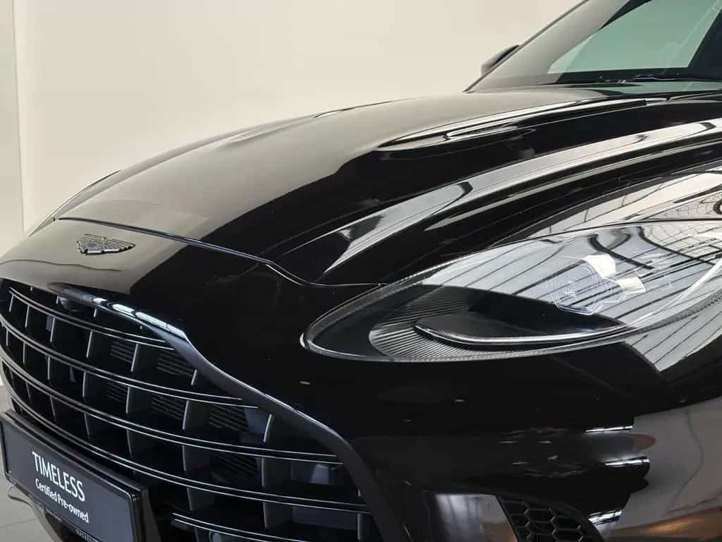 Aston Martin DBX 707 - Onyx Black - Standheizung 01/2024-photo-2