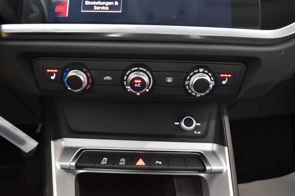 Audi Q3 35 TFSI~Leder~LED~virtual Cockpit~Musik Stre. 01/2020-photo-20