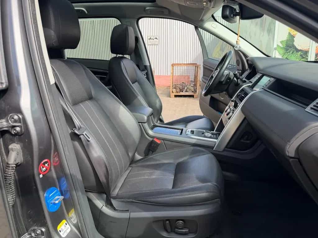 Land Rover Discovery Sport HSE Panoramadach 06/2016-photo-10
