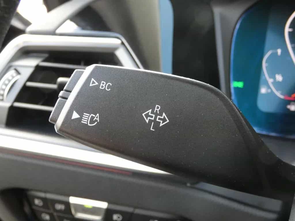 BMW 3 Series 320i xDrive Limousine Sport Line HiFi DAB LED 06/2021-photo-15