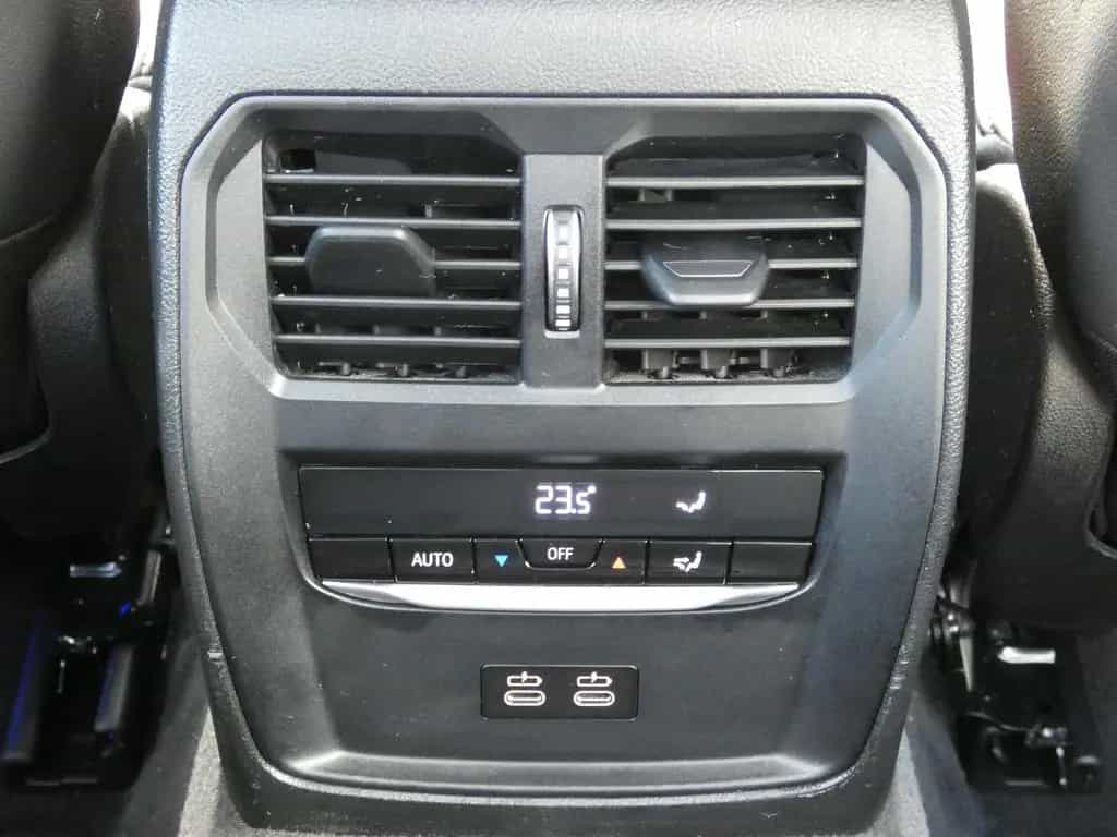 BMW 3 Series 320i xDrive Limousine Sport Line HiFi DAB LED 06/2021-photo-19