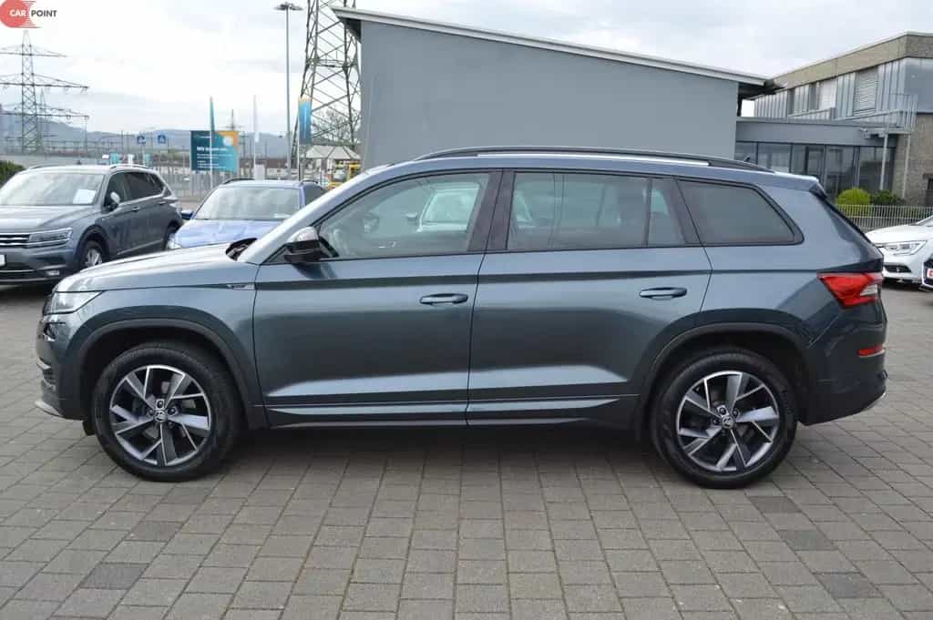Skoda Kodiaq Sportline*AHK*Virtual*Kamera*ACC*LED*Navi 06/2020-photo-2