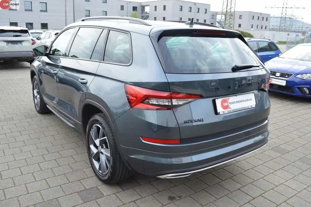 Skoda Kodiaq Sportline*AHK*Virtual*Kamera*ACC*LED*Navi 06/2020-photo-3