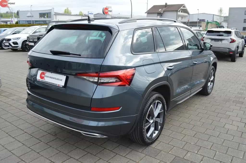 Skoda Kodiaq Sportline*AHK*Virtual*Kamera*ACC*LED*Navi 06/2020-photo-4
