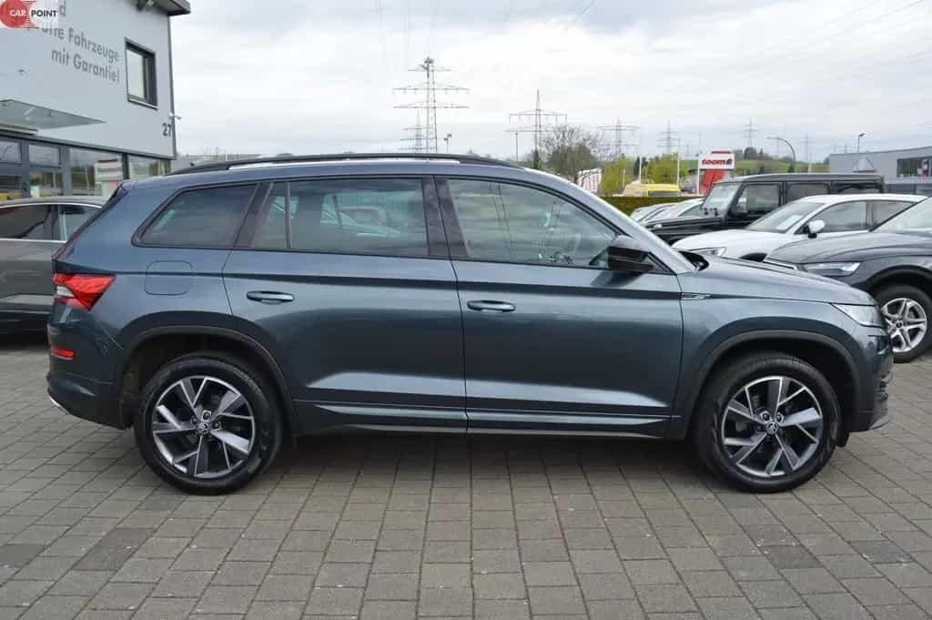 Skoda Kodiaq Sportline*AHK*Virtual*Kamera*ACC*LED*Navi 06/2020-photo-5