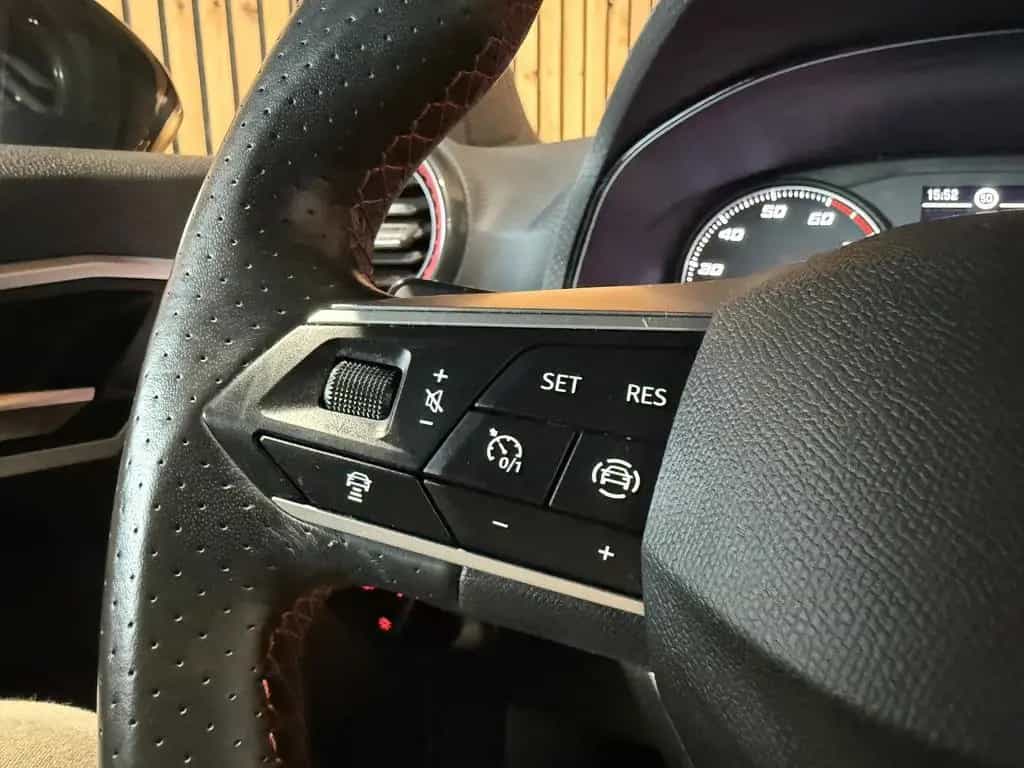 Seat Arona 1,0TSI FR-Line Navi*App*Kamera*ACC*Keyless 02/2022-photo-19