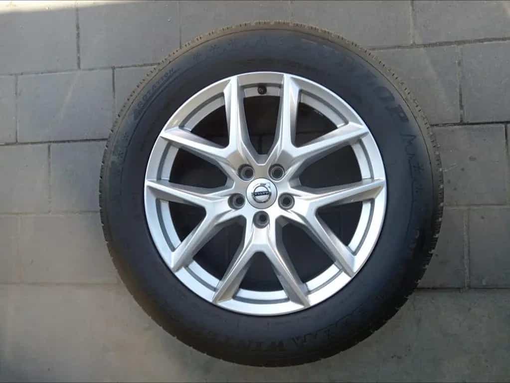 Volvo XC 60 Momentum Pro *LEDER* 05/2022-photo-8