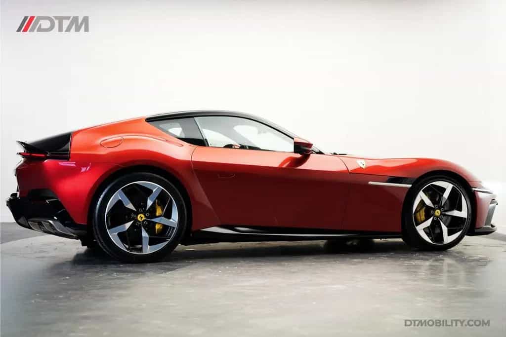 Ferrari 12 Cilindri 6.5 V12 Rosso 09/2025-photo-27