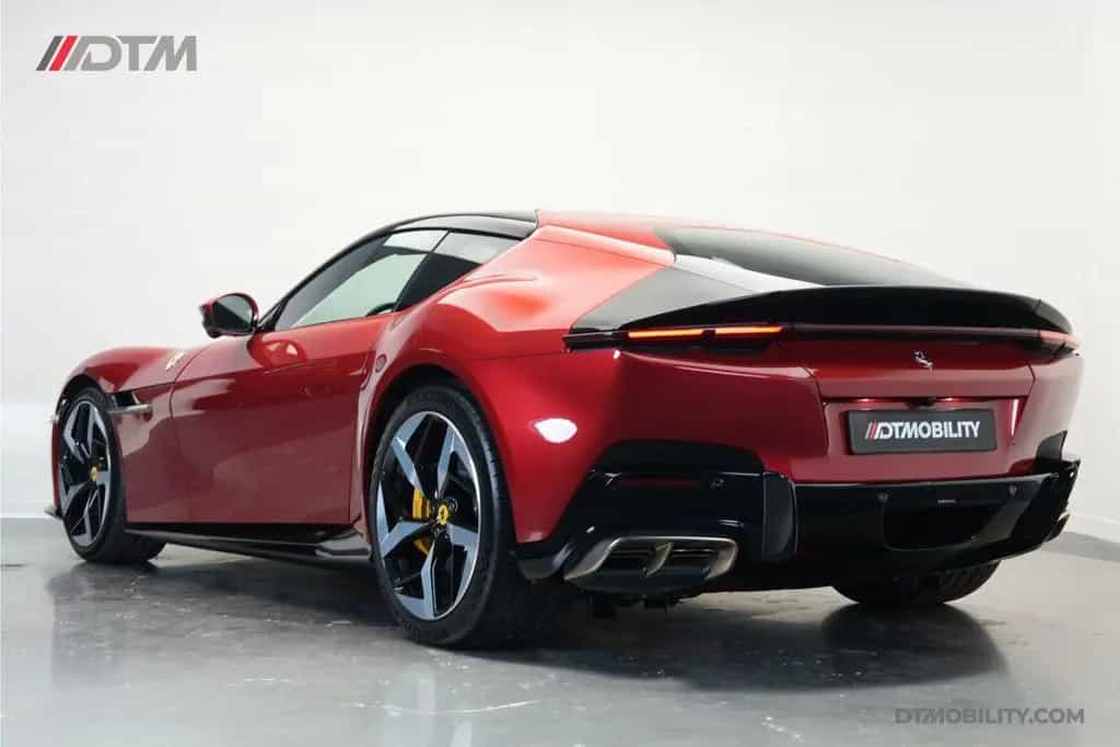 Ferrari 12 Cilindri 6.5 V12 Rosso 09/2025-photo-37