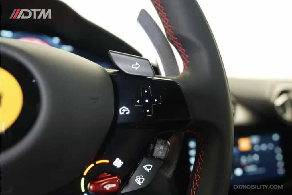 Ferrari 12 Cilindri 6.5 V12 Rosso 09/2025-photo-45