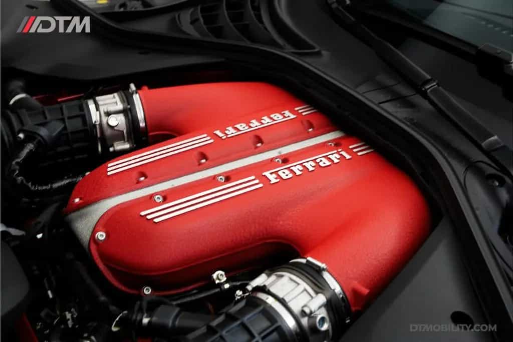 Ferrari 12 Cilindri 6.5 V12 Rosso 09/2025-photo-48