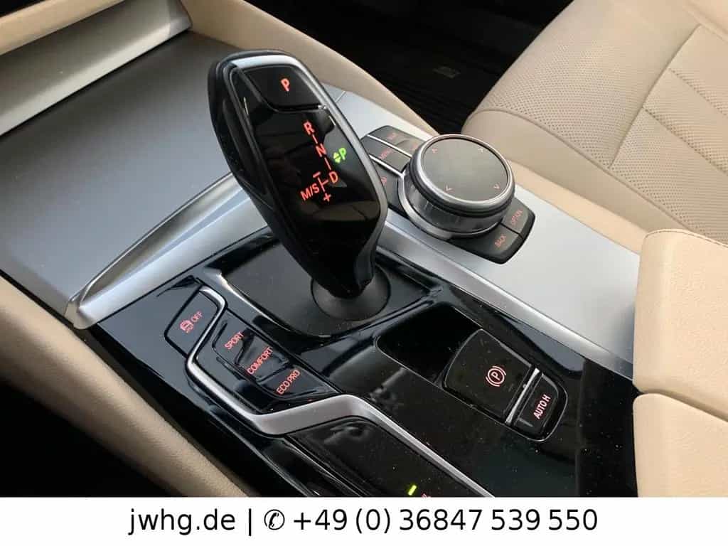 BMW 5 Series 530 Touring xD|Laser|DrivProf|LiveCockpProf|Pano 12/2021-photo-11