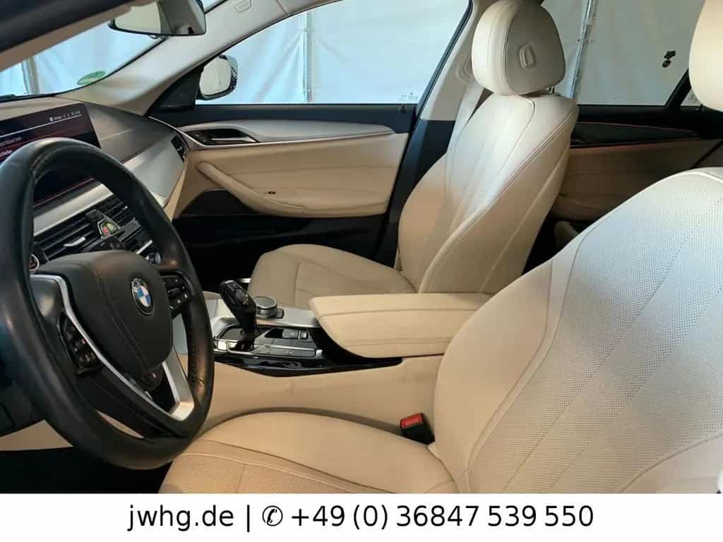 BMW 5 Series 530 Touring xD|Laser|DrivProf|LiveCockpProf|Pano 12/2021-photo-9