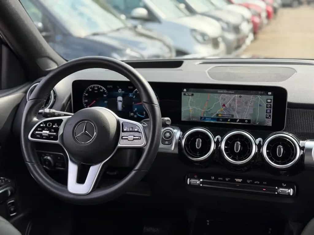 Mercedes-Benz GLB 200 *KAMERA*LED*AHK*NAVI*1.HAND* 10/2020-photo-22