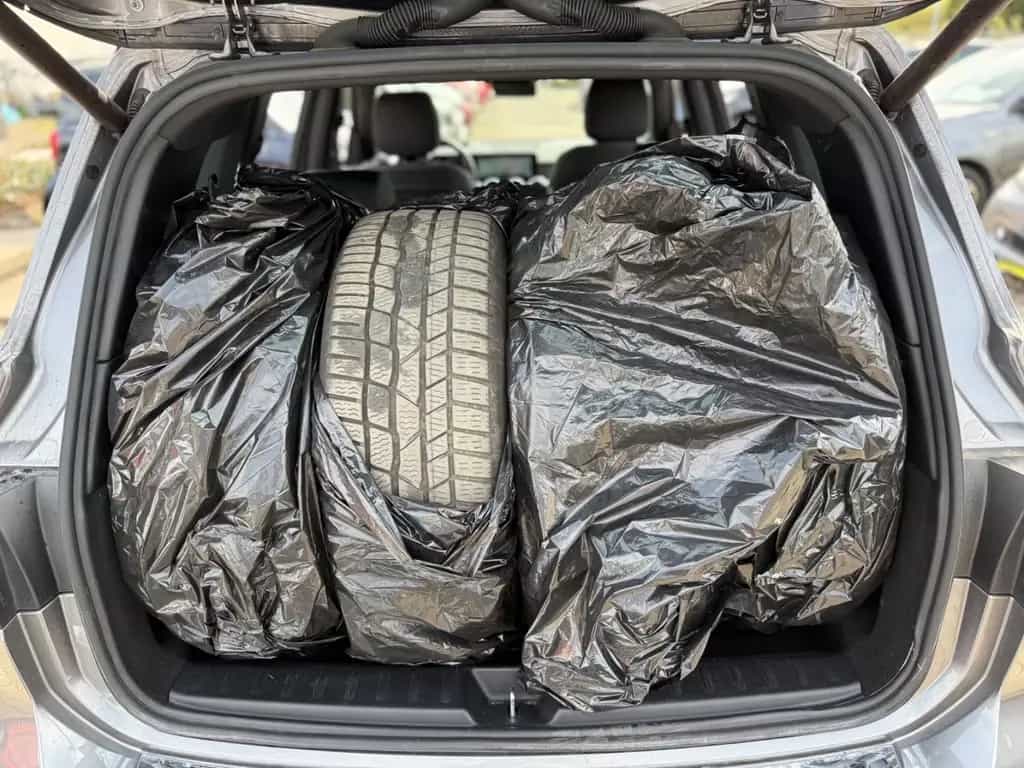 Mercedes-Benz GLB 200 *KAMERA*LED*AHK*NAVI*1.HAND* 10/2020-photo-26