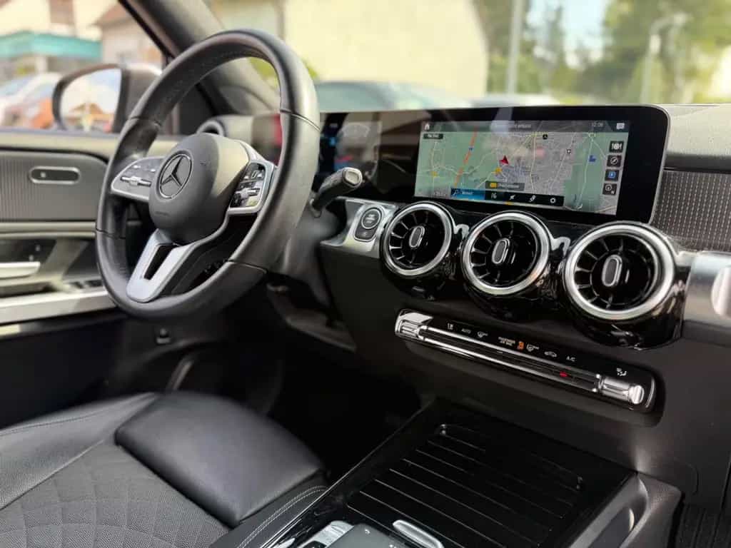 Mercedes-Benz GLB 200 *KAMERA*LED*AHK*NAVI*1.HAND* 10/2020-photo-32