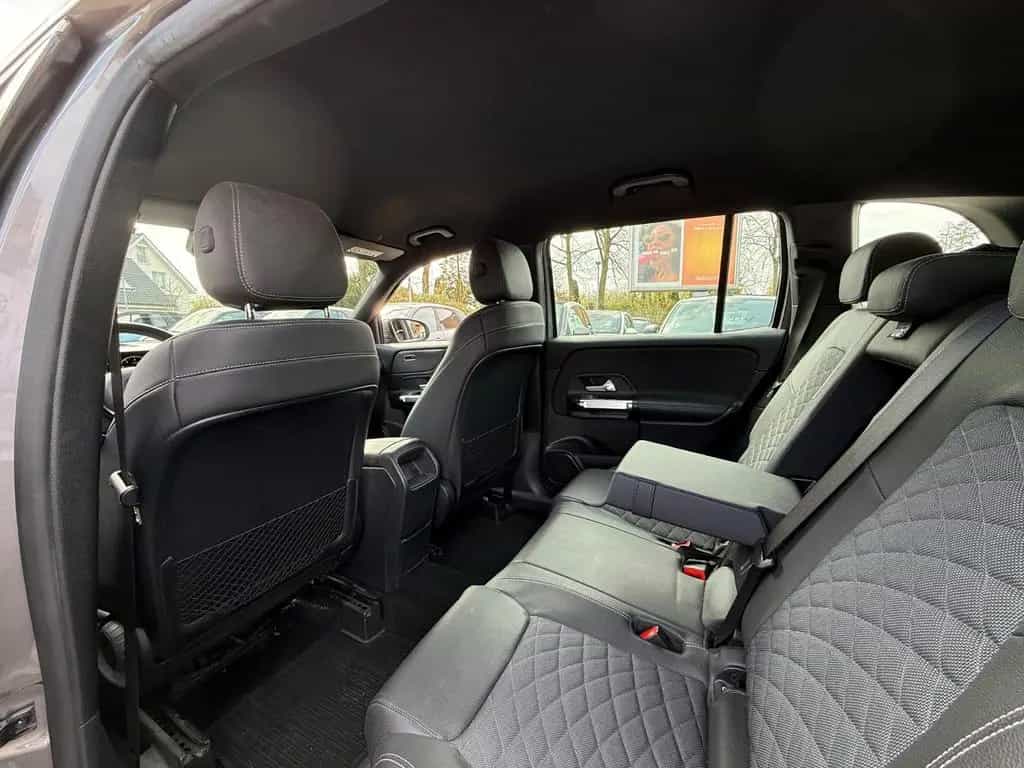 Mercedes-Benz GLB 200 *KAMERA*LED*AHK*NAVI*1.HAND* 10/2020-photo-37