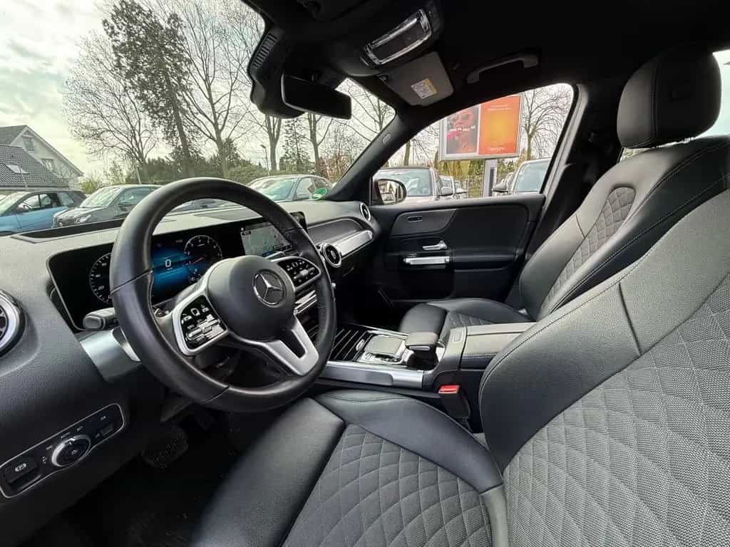 Mercedes-Benz GLB 200 *KAMERA*LED*AHK*NAVI*1.HAND* 10/2020-photo-41