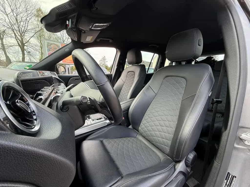 Mercedes-Benz GLB 200 *KAMERA*LED*AHK*NAVI*1.HAND* 10/2020-photo-42