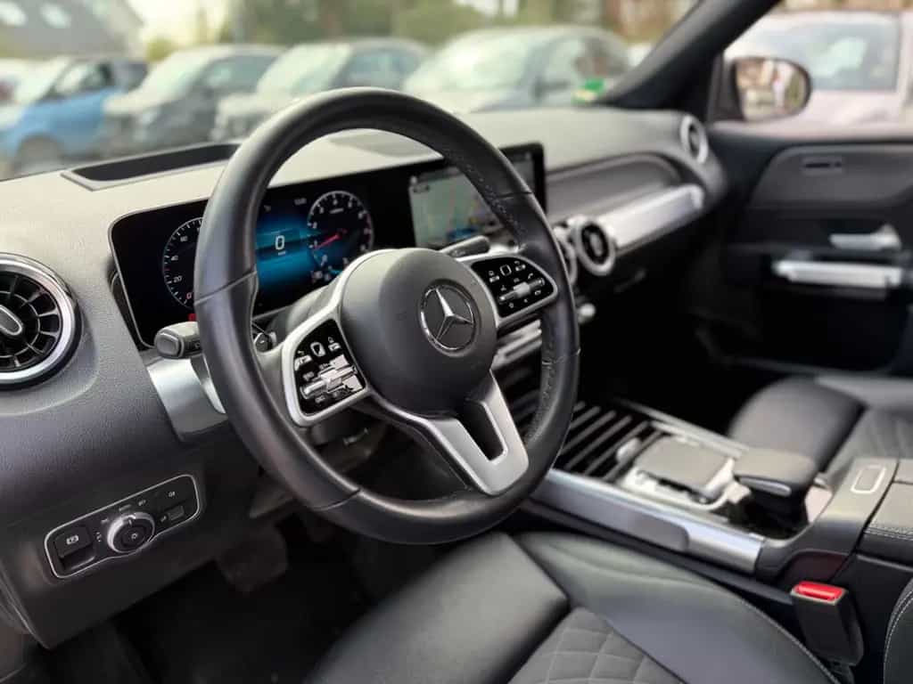 Mercedes-Benz GLB 200 *KAMERA*LED*AHK*NAVI*1.HAND* 10/2020-photo-47