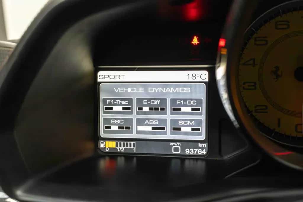 Ferrari 458 Spider/LIFT/CARBON/2.HAND/DEUTSCH/ 07/2012-photo-15